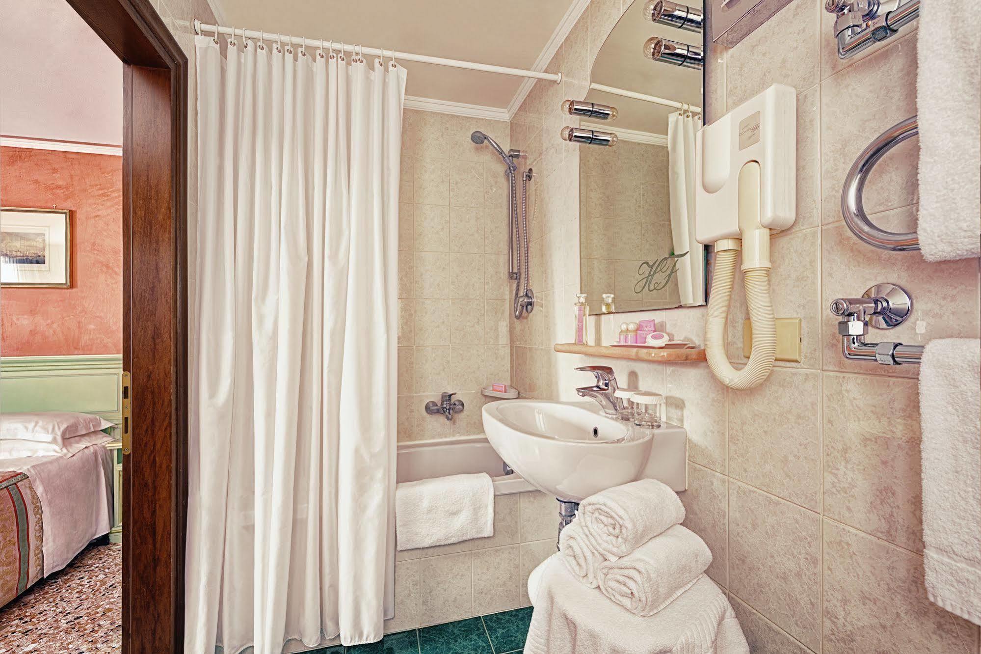 Hotel Firenze Venecia
